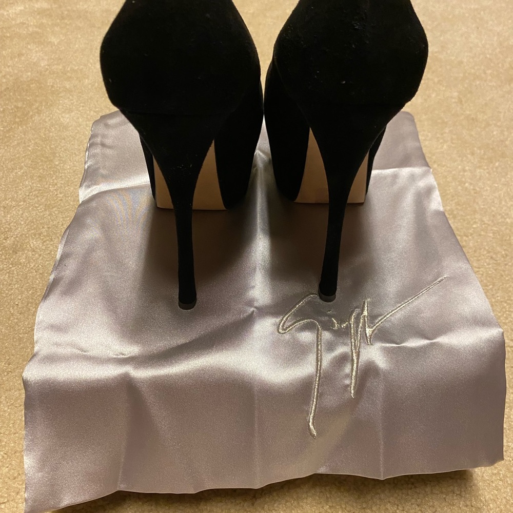 SOLD-*Authentic* NWT Giuseppe Zanotti platform heels - Picture 7 of 9